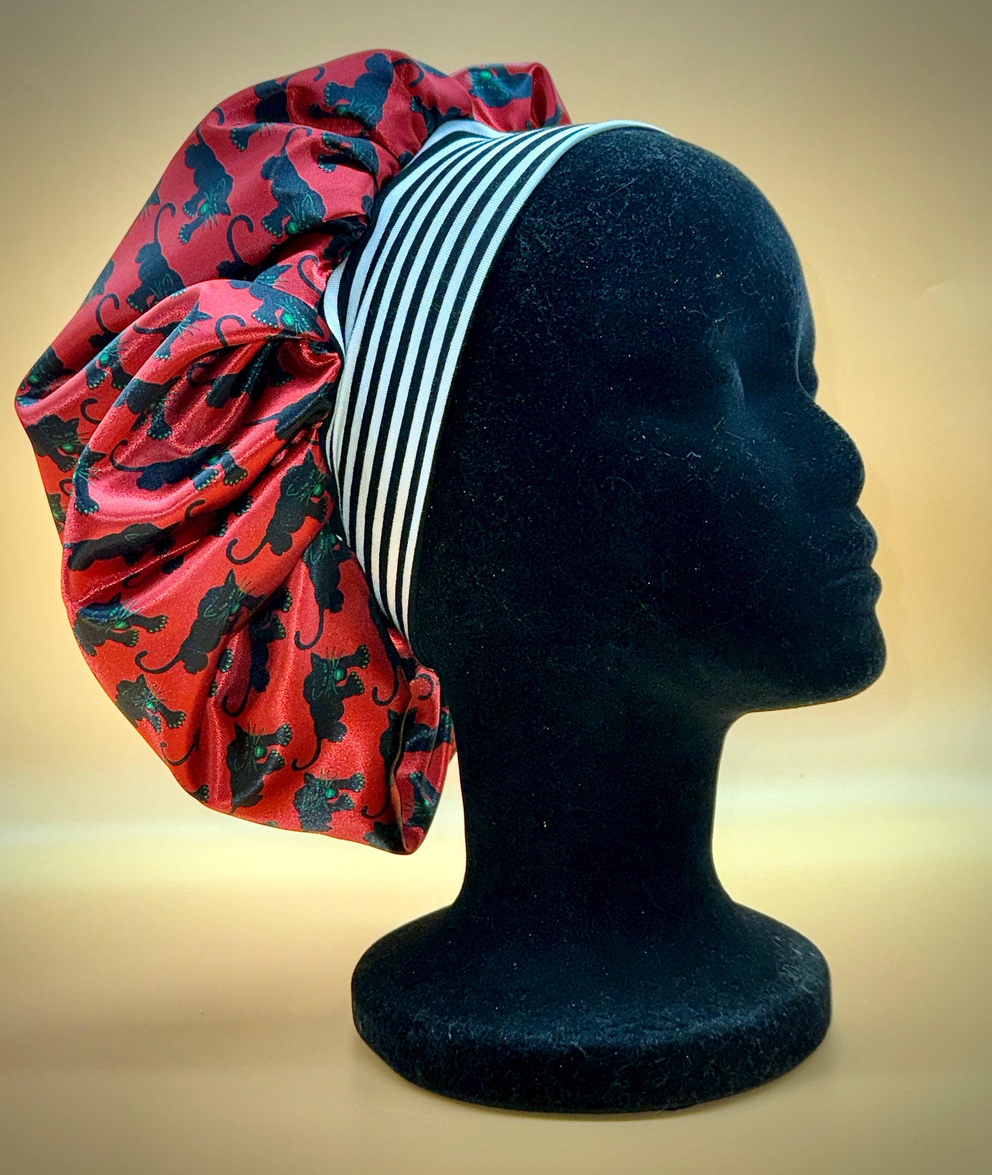 Satin Bonnet | Red Panther Power with Green Lining